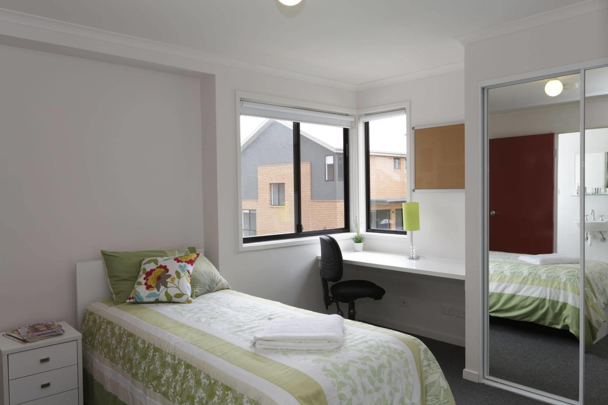 Macquarie University Village Sydney Exterior photo